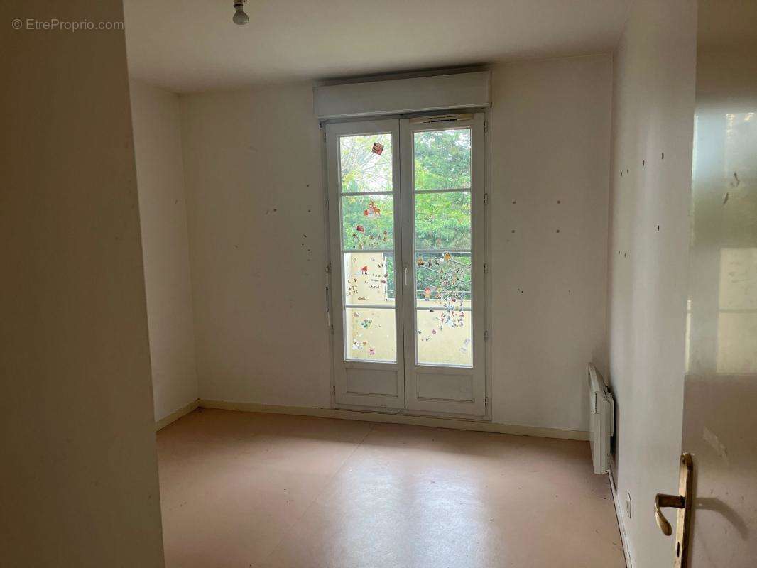 Appartement à CORBEIL-ESSONNES