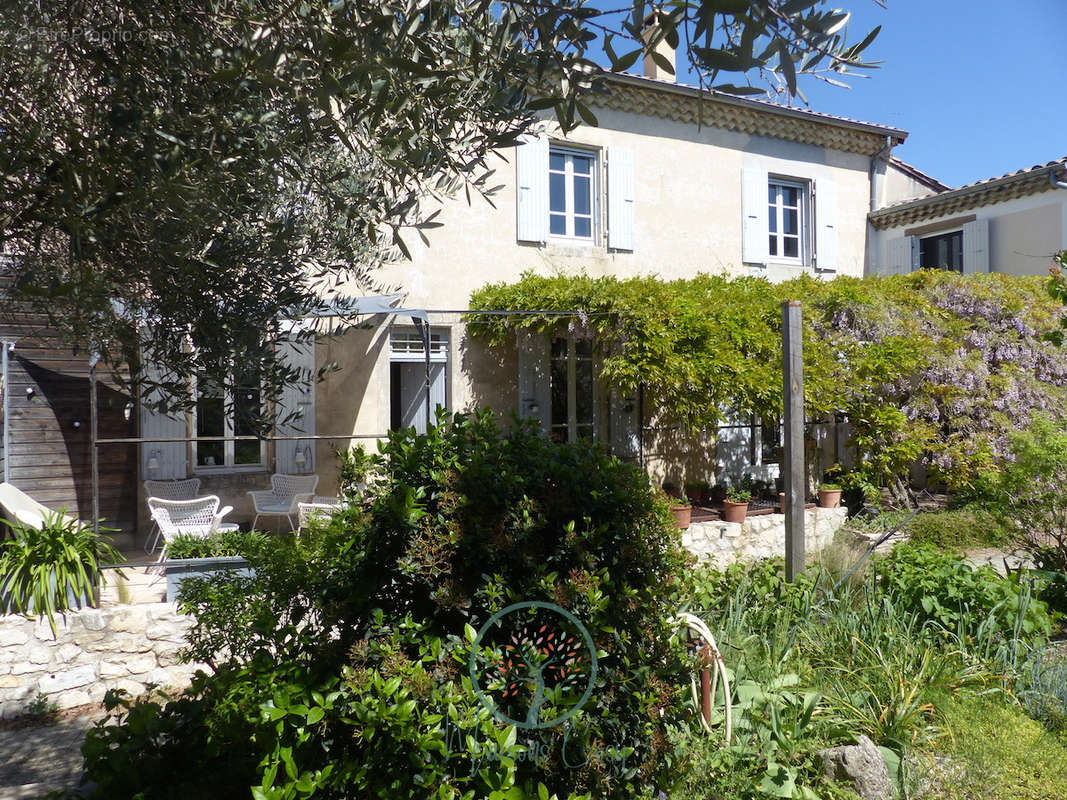 Maison à MONTELIMAR