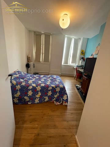 Appartement à CHARLIEU