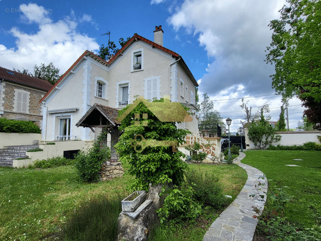 Maison à CHELLES