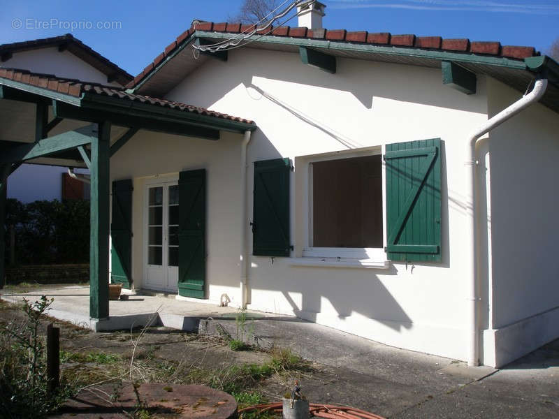 Maison à MEES