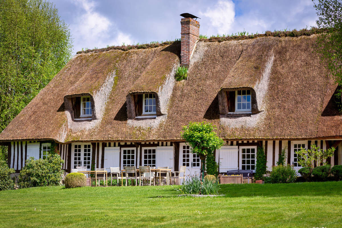 Maison à PONT-L&#039;EVEQUE