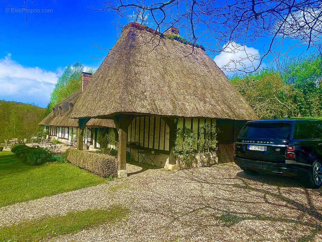 Maison à PONT-L&#039;EVEQUE