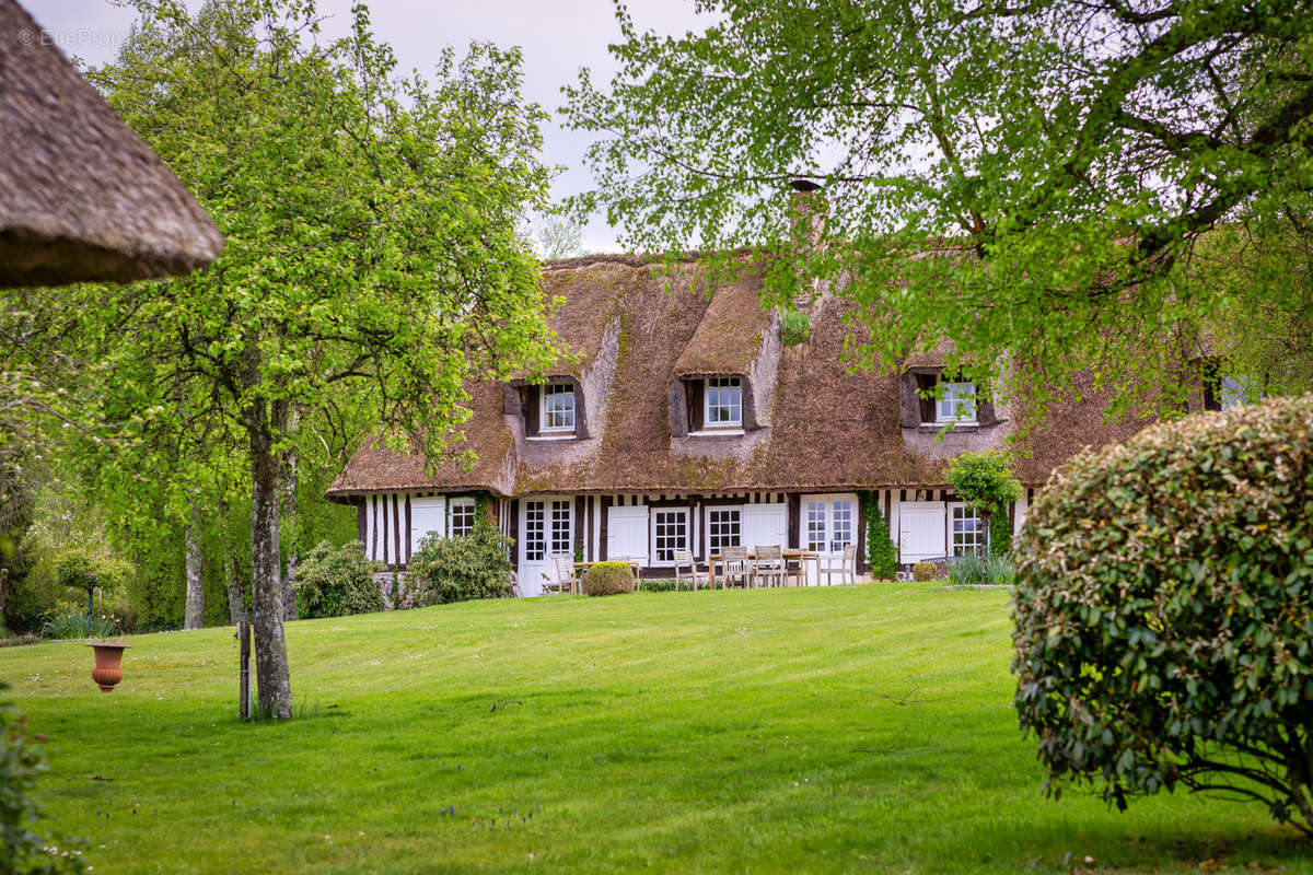 Maison à PONT-L&#039;EVEQUE