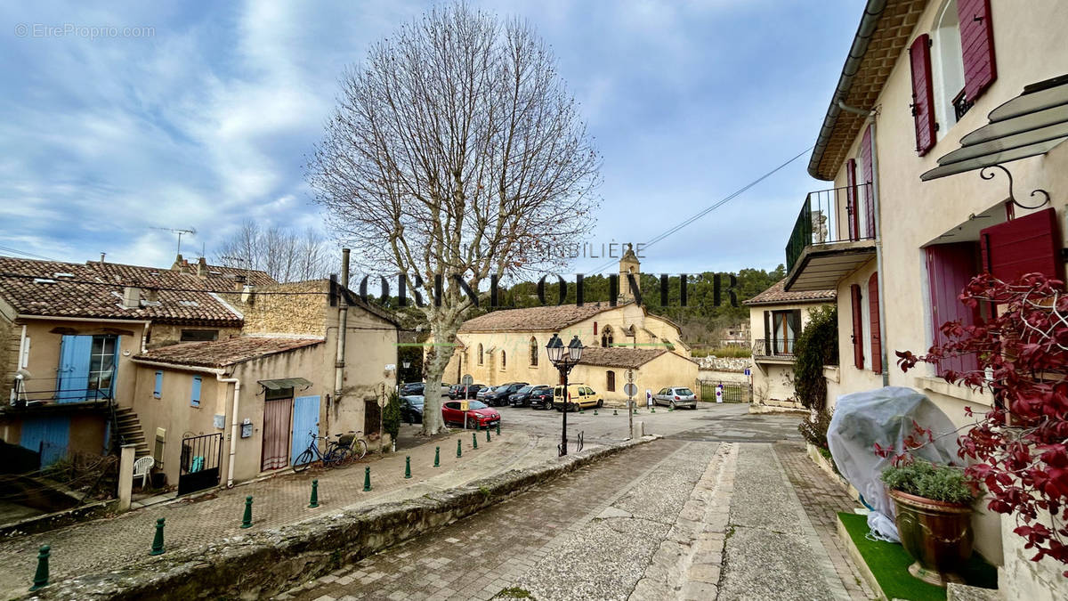 Maison à JOUQUES