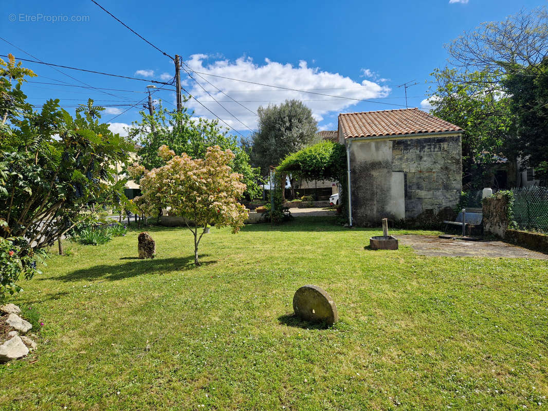 Maison à SAINTE-TERRE