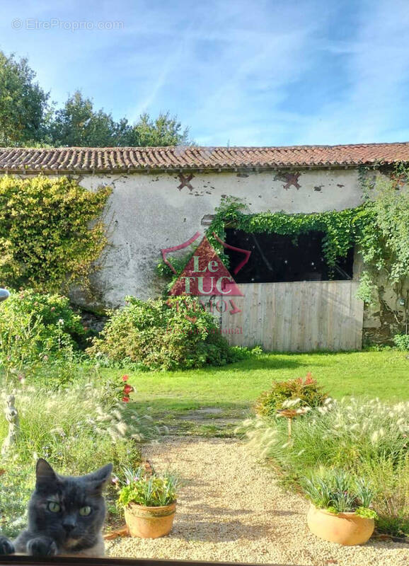 Maison à BRESSUIRE