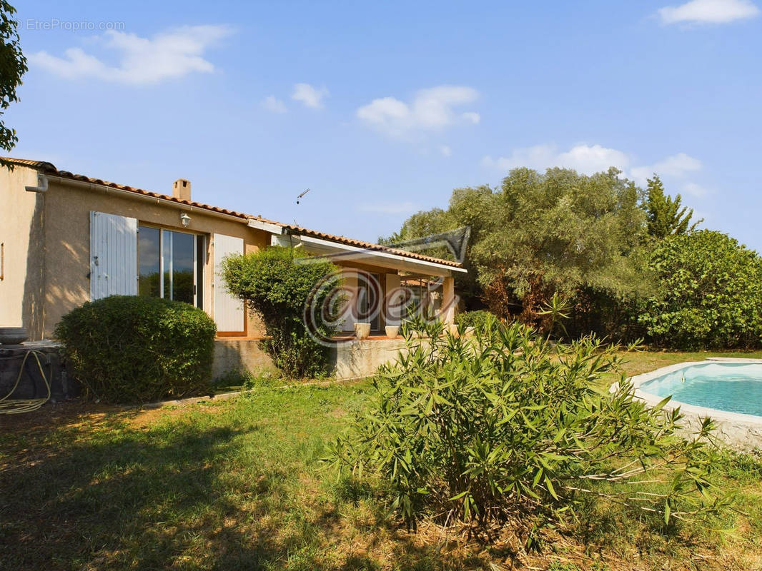 Maison à SAINT-MAXIMIN-LA-SAINTE-BAUME