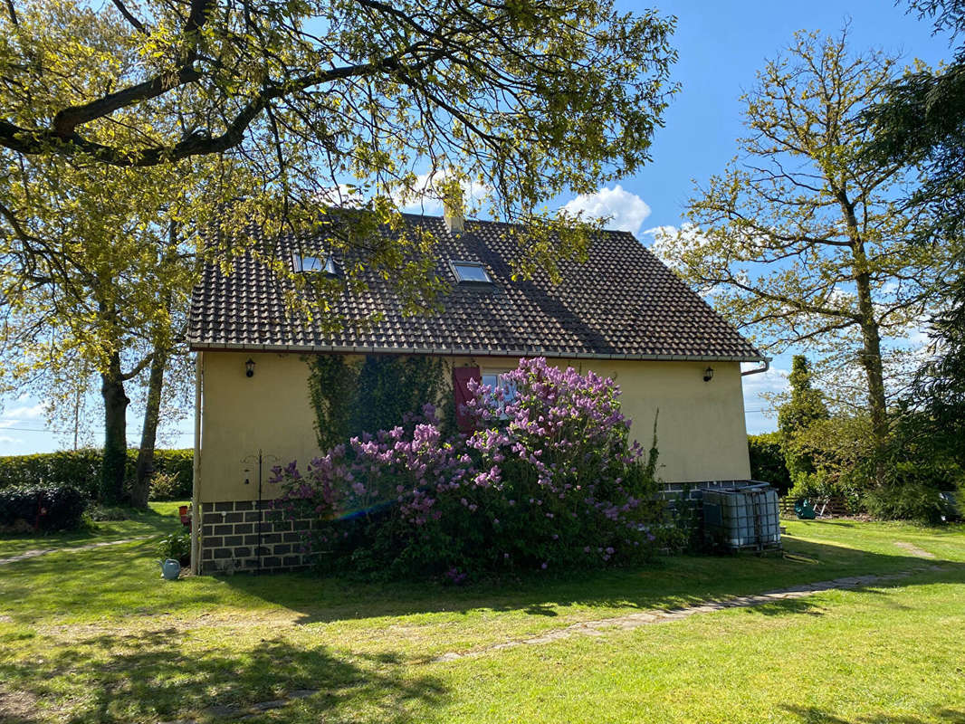 Maison à DAMVILLE