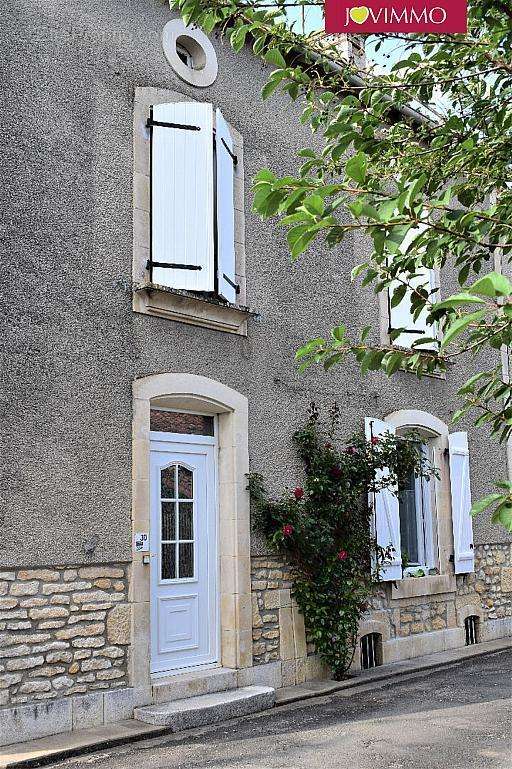 Maison à CHAUVIGNY