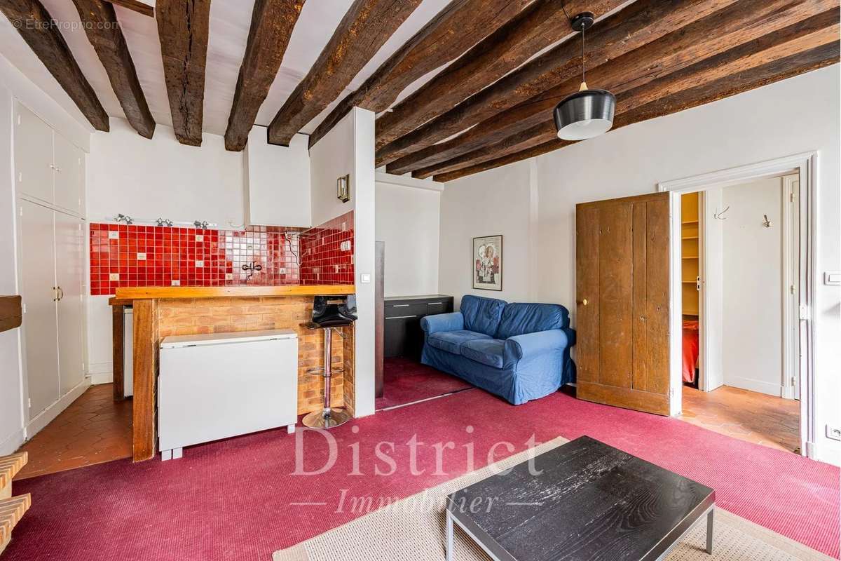 Appartement à PARIS-4E