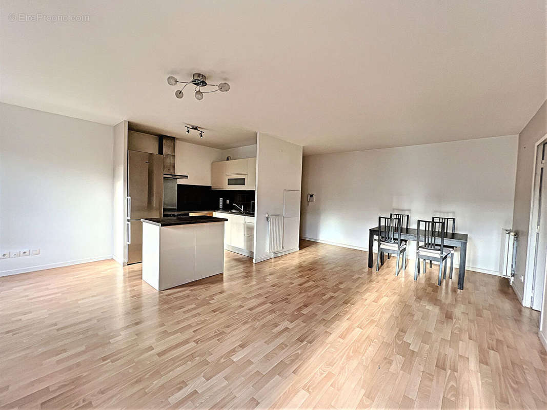 Appartement à SURESNES