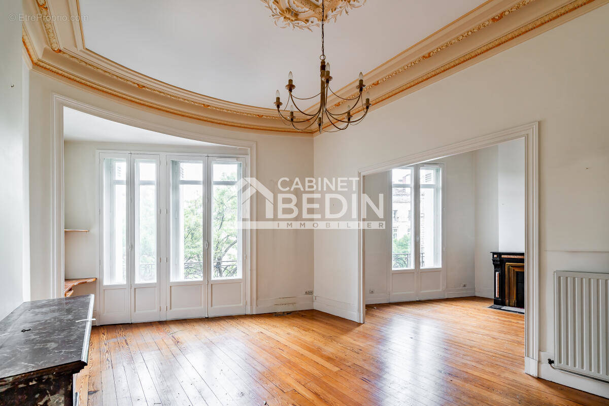 Appartement à BORDEAUX