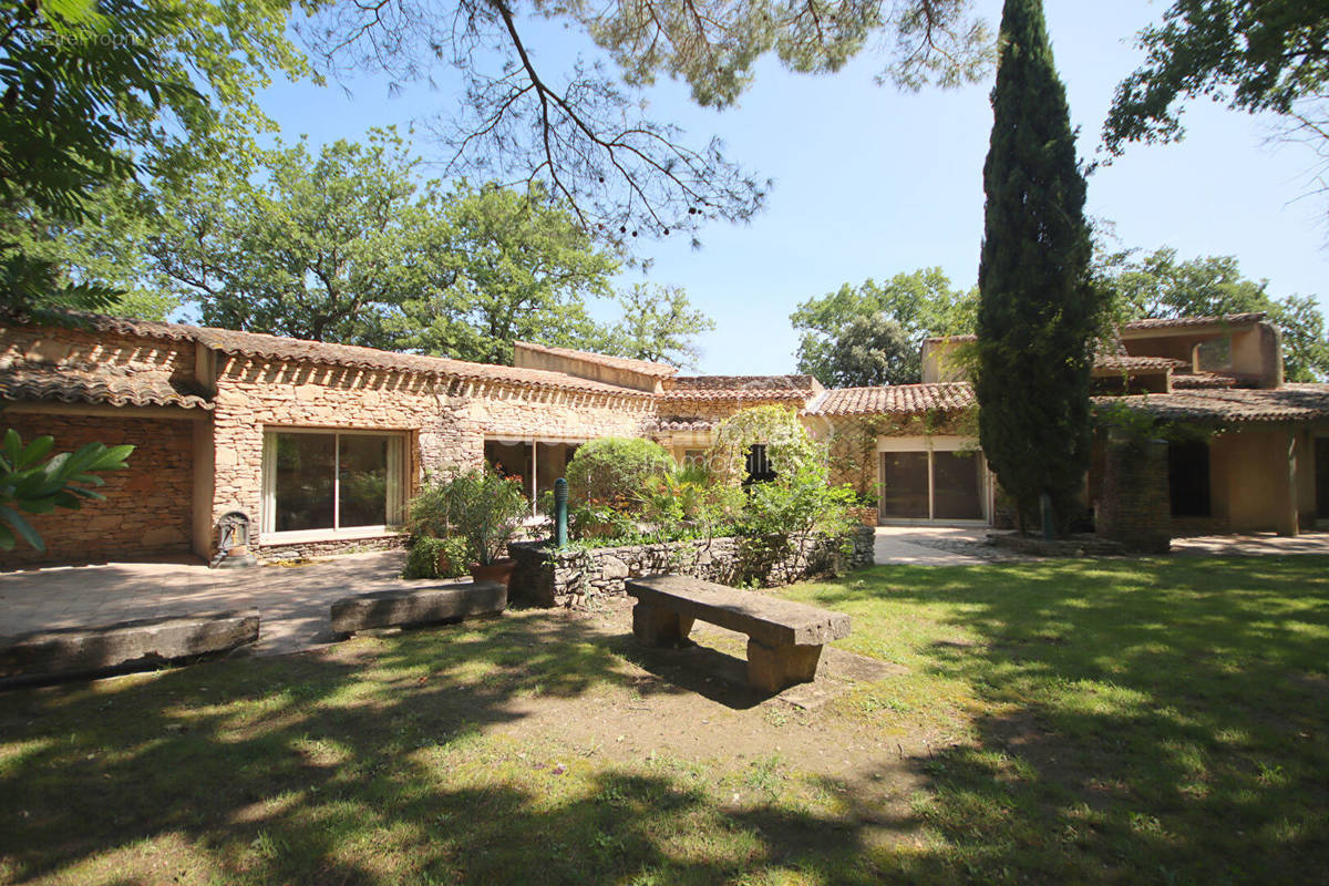 Maison à CAROMB