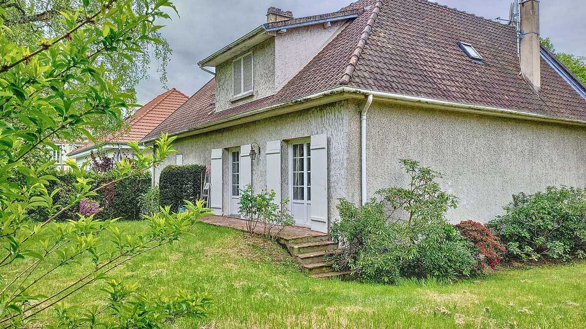 Maison à MONTMORENCY