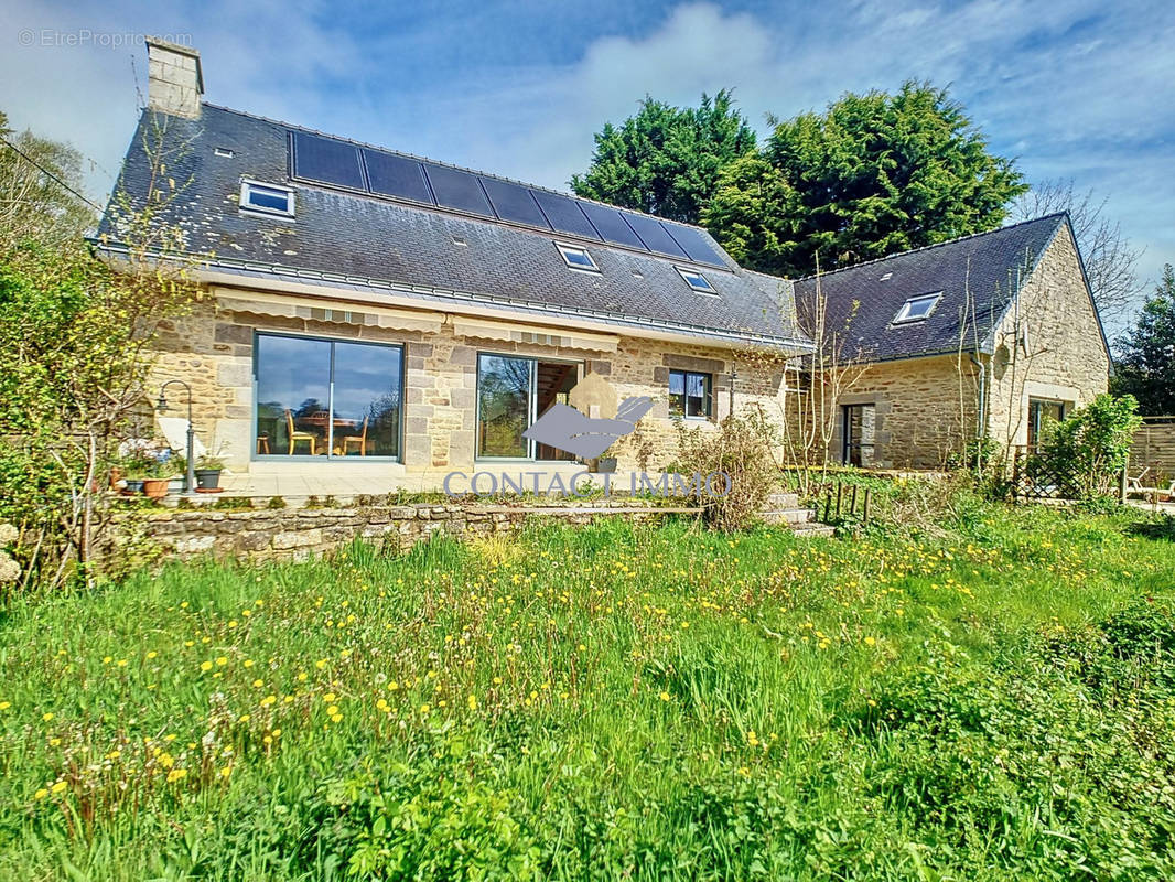 Maison à SAINT-CARADEC-TREGOMEL