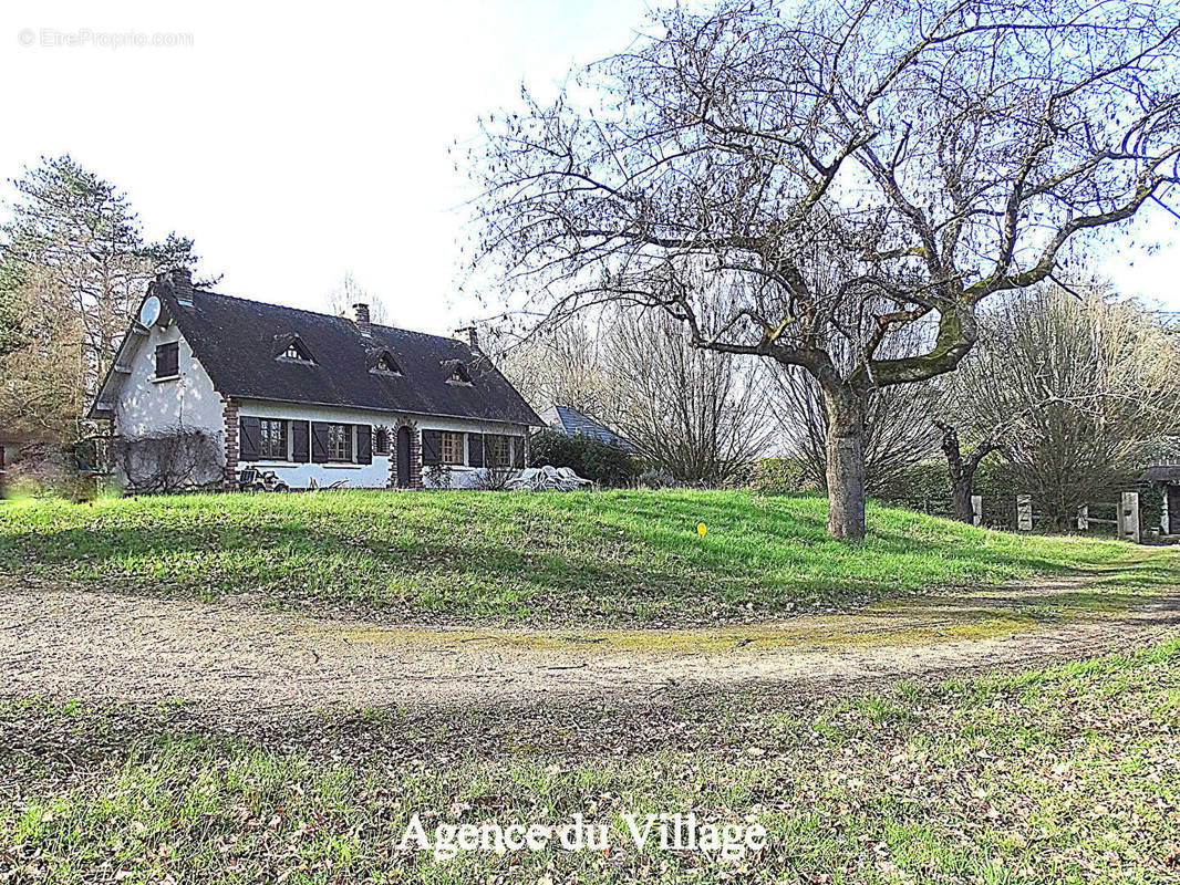 Maison à MAUREPAS