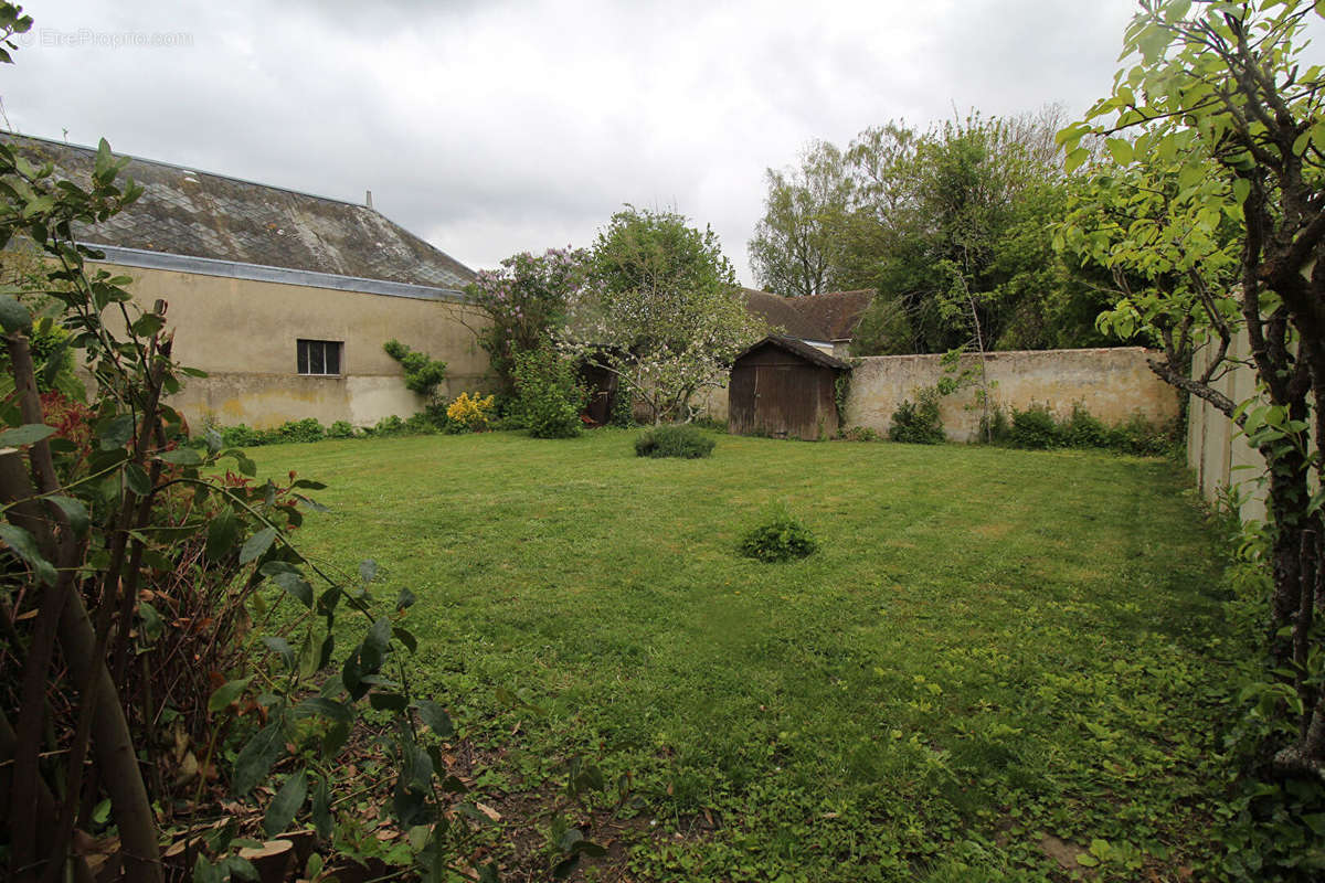 Maison à CHATEAUNEUF-EN-THYMERAIS