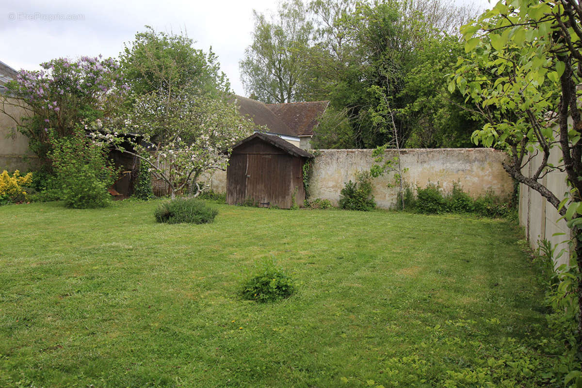 Maison à CHATEAUNEUF-EN-THYMERAIS