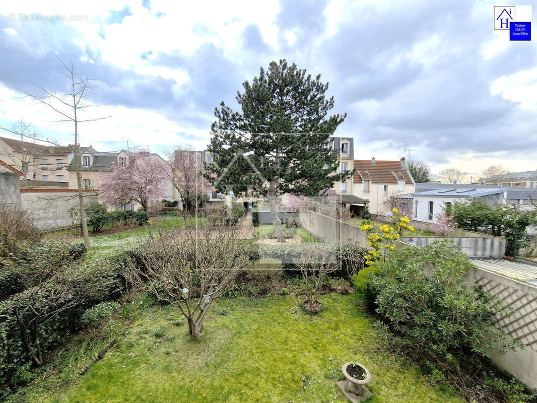 Vue - Appartement à MAISONS-ALFORT