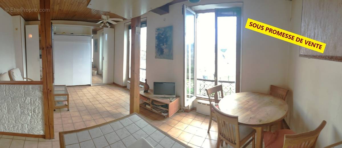 Appartement à VAUHALLAN