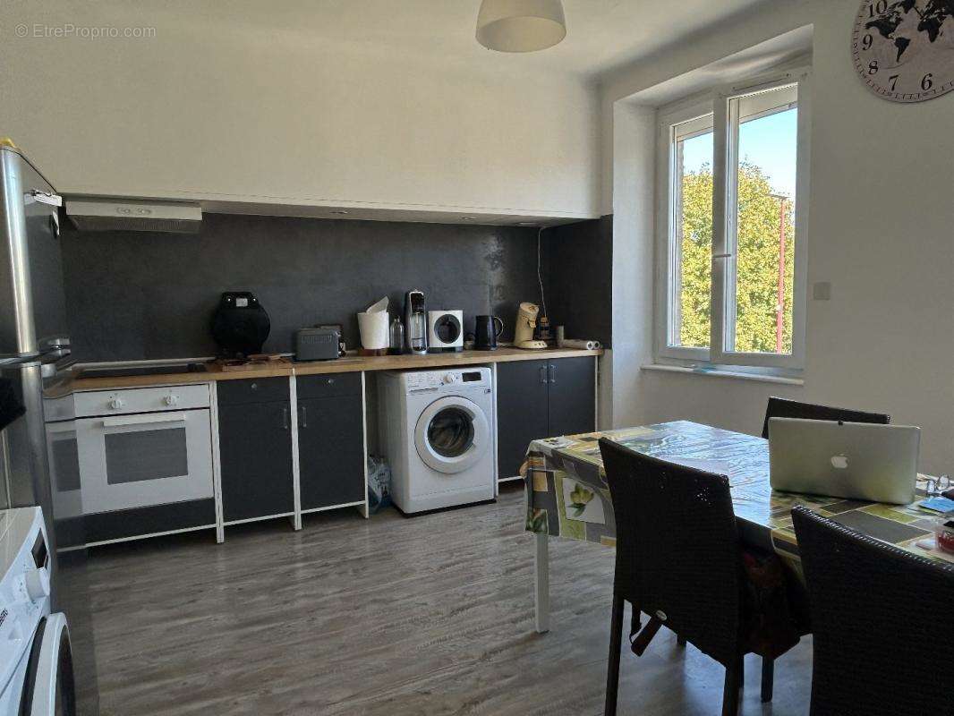 Appartement à VILLEFRANCHE-DE-PANAT