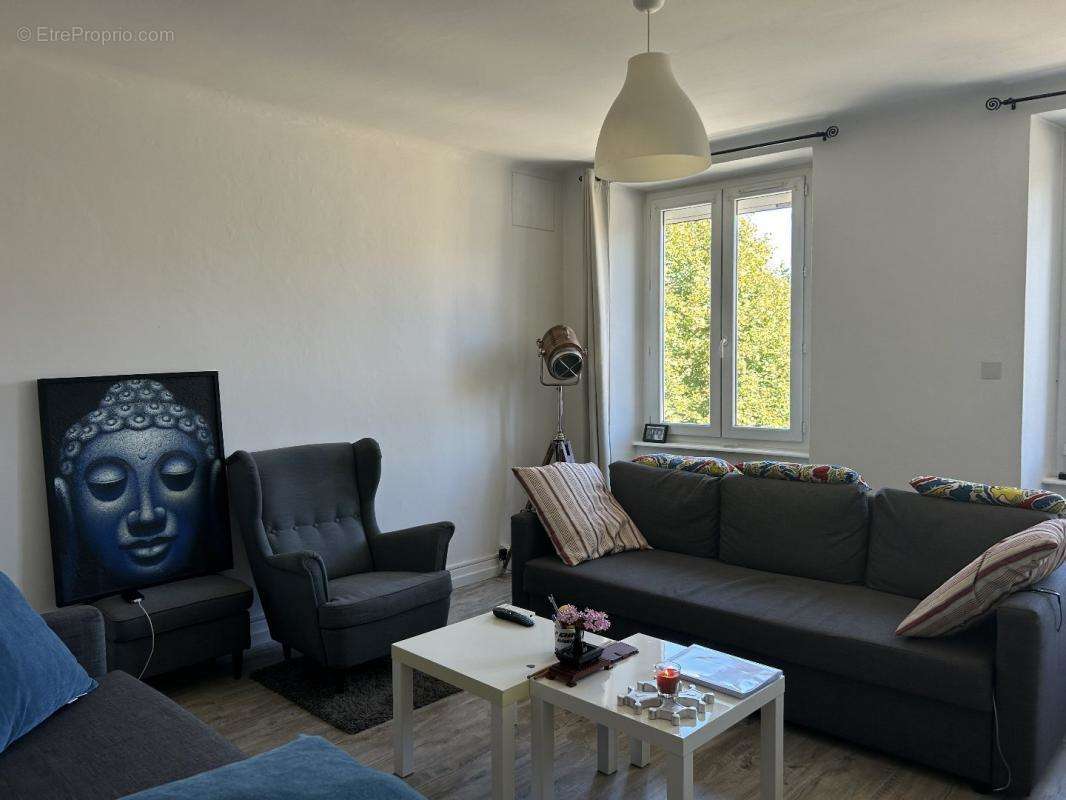 Appartement à VILLEFRANCHE-DE-PANAT