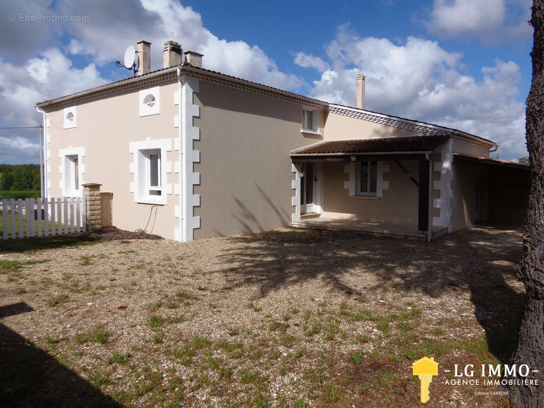 Maison à SAINT-FORT-SUR-GIRONDE