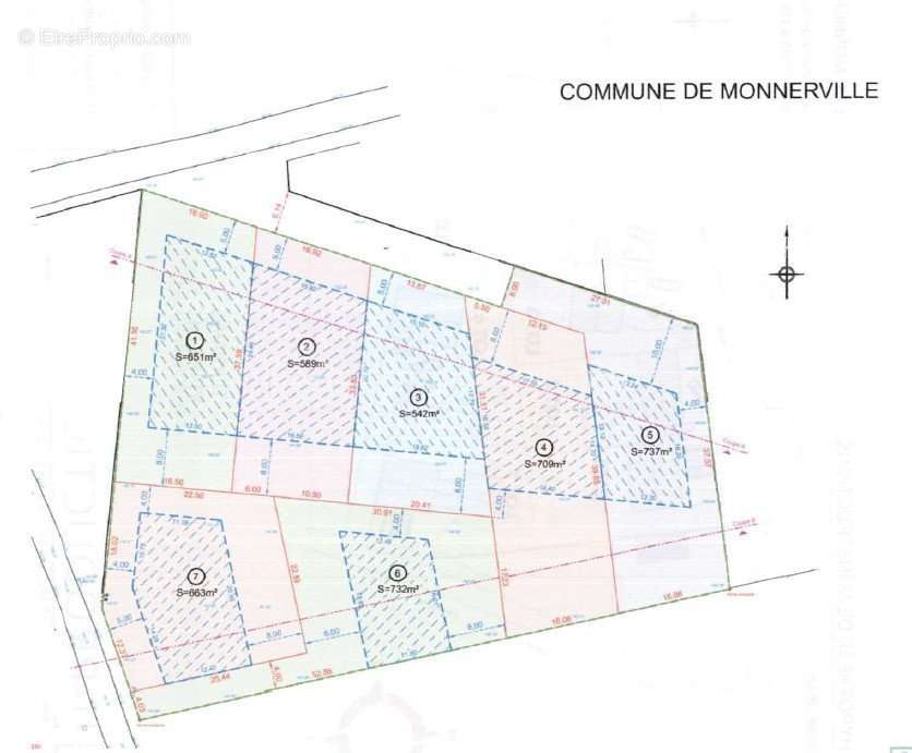 Terrain à MONNERVILLE