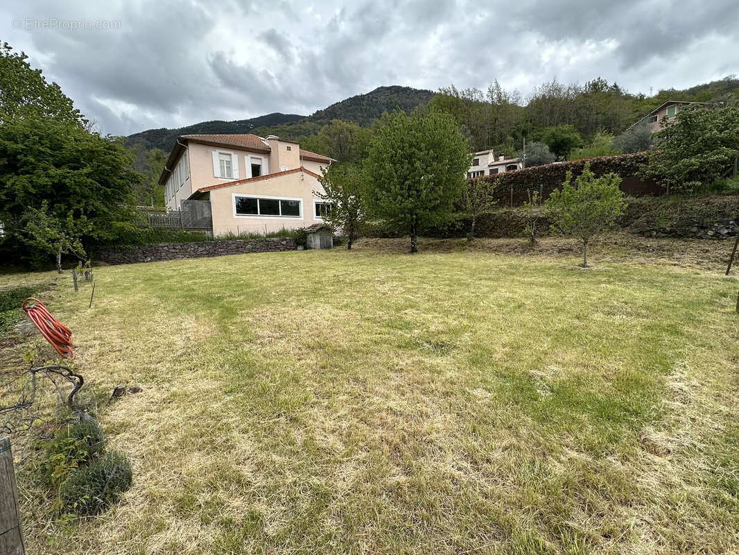 Appartement à ROQUEBILLIERE