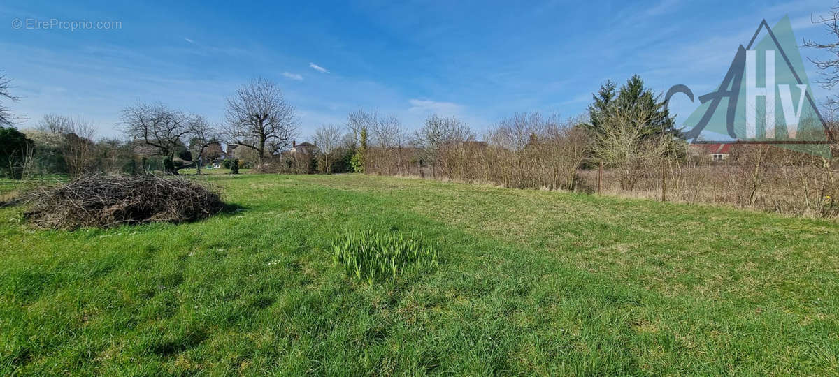 Terrain à NOGENT-SUR-SEINE