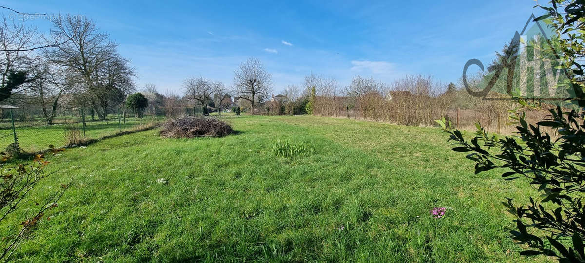 Terrain à NOGENT-SUR-SEINE