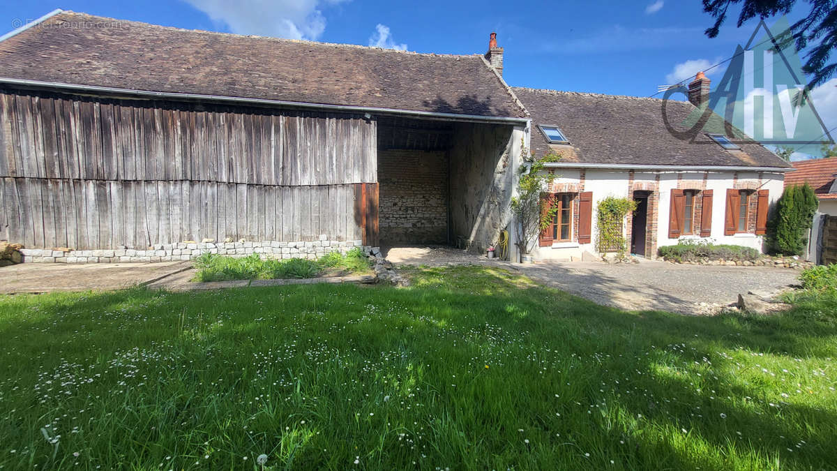 Maison à BRAY-SUR-SEINE