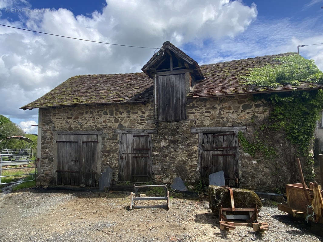 Maison à SAINT-SORNIN-LAVOLPS