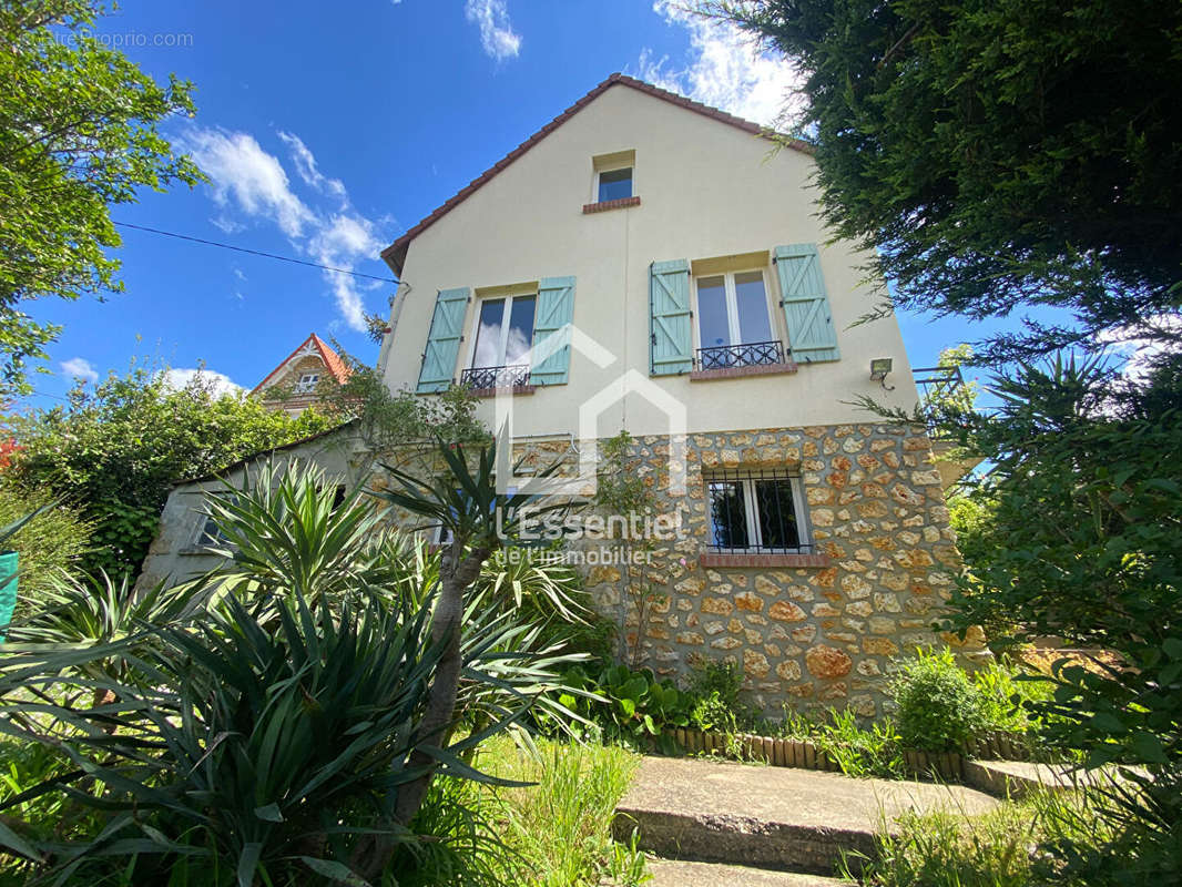 Maison à TRIEL-SUR-SEINE