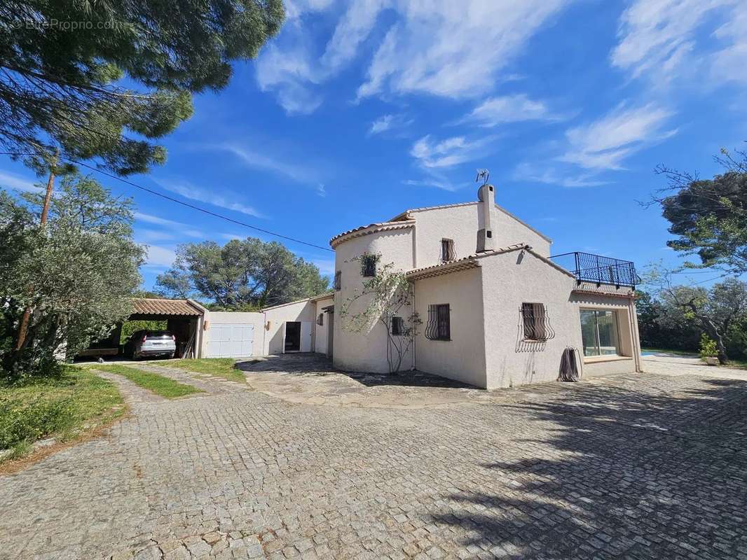 Maison à DRAGUIGNAN