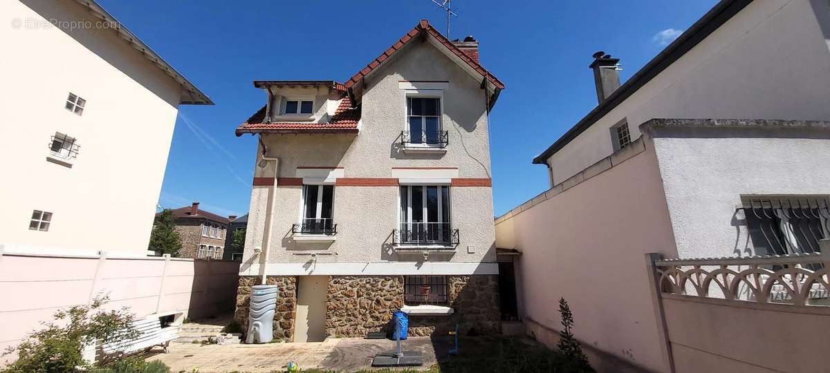 Maison à CHELLES