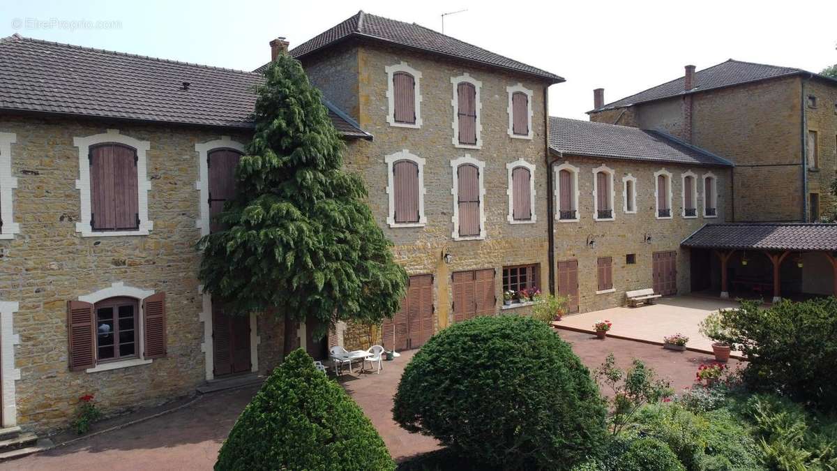 Maison à CHESSY