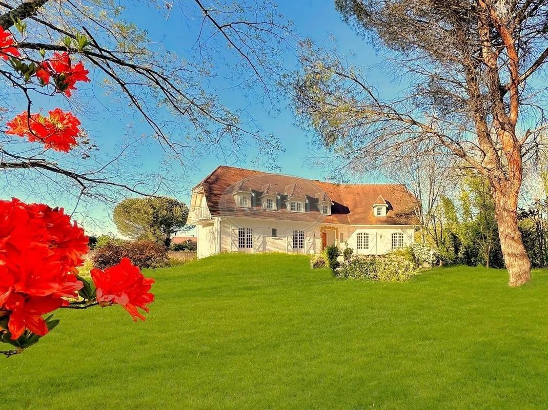 Maison à TARBES