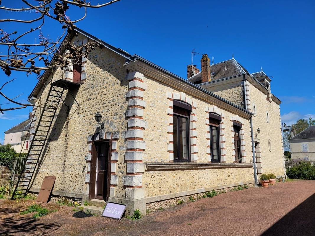 Maison à MAUVES-SUR-HUISNE