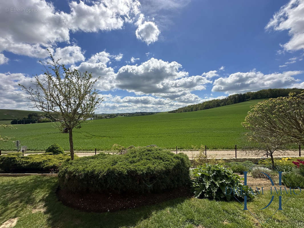 Vue de face. - Maison à GASNY