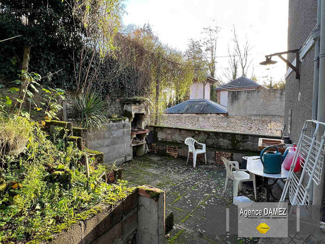 Maison à DOURDAN