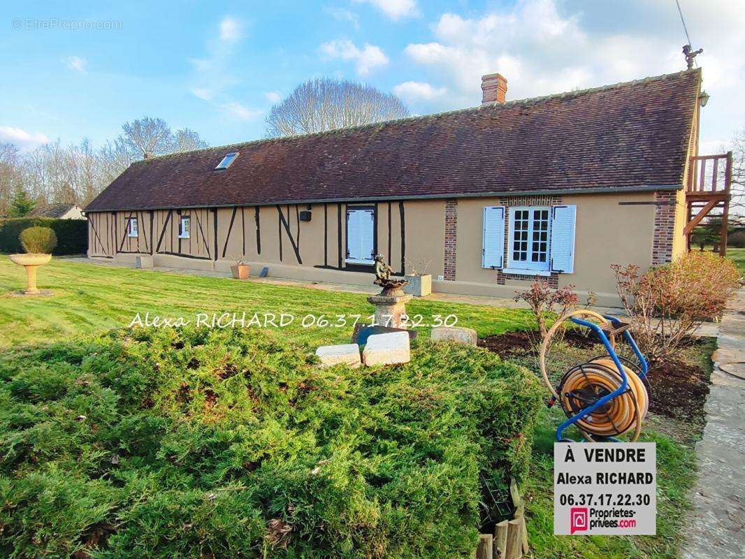 Maison à BRETEUIL