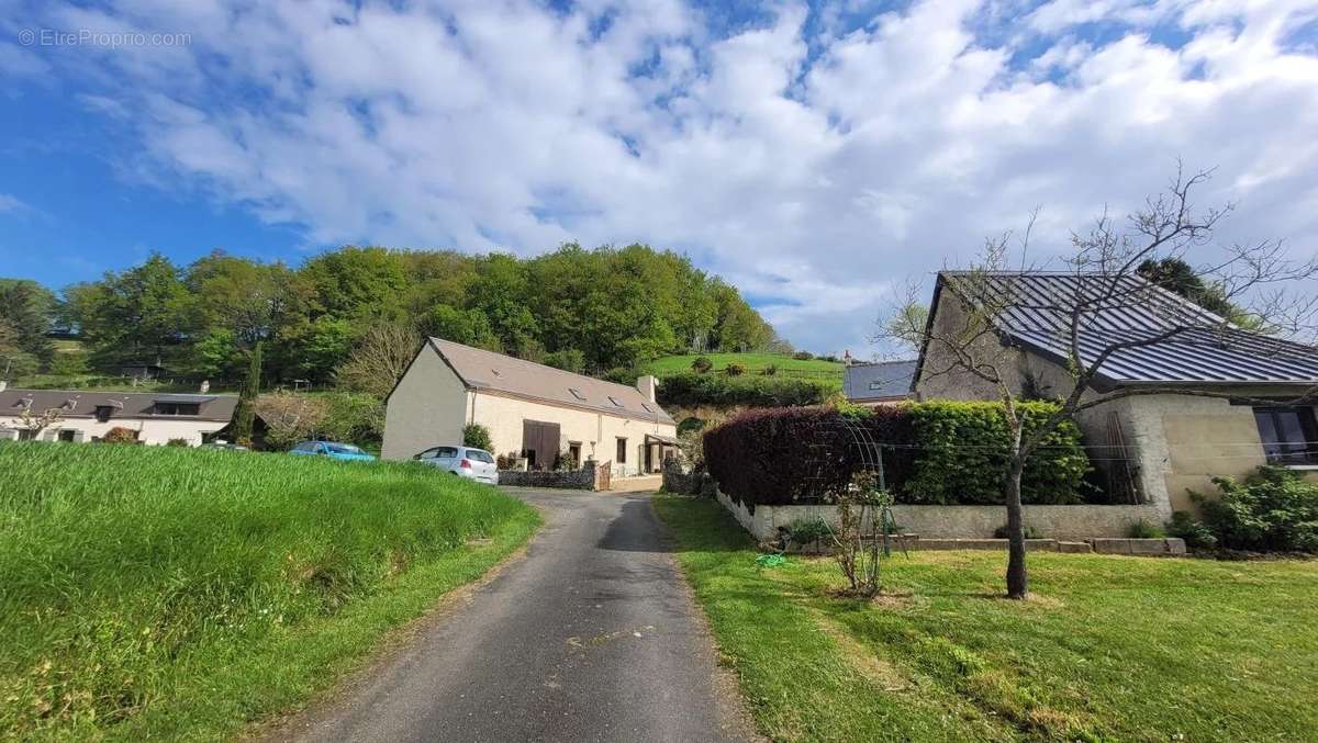 Maison à SAVIGNY-SUR-BRAYE