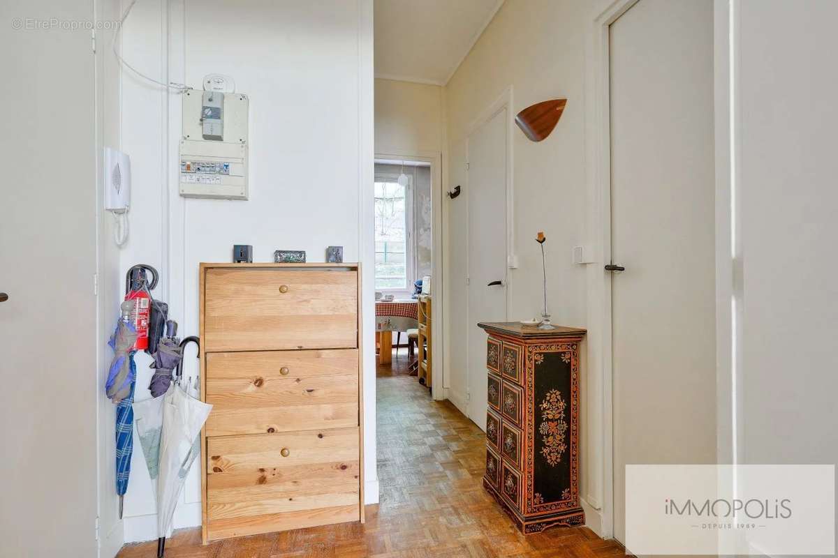 Appartement à PARIS-18E