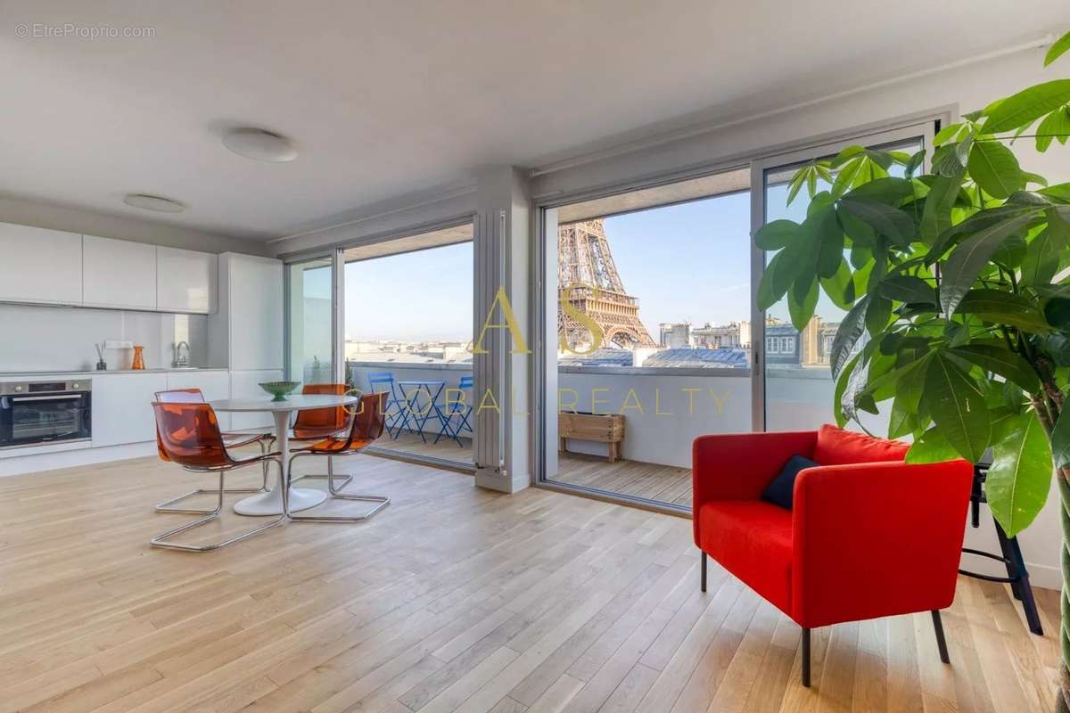 Appartement à PARIS-15E