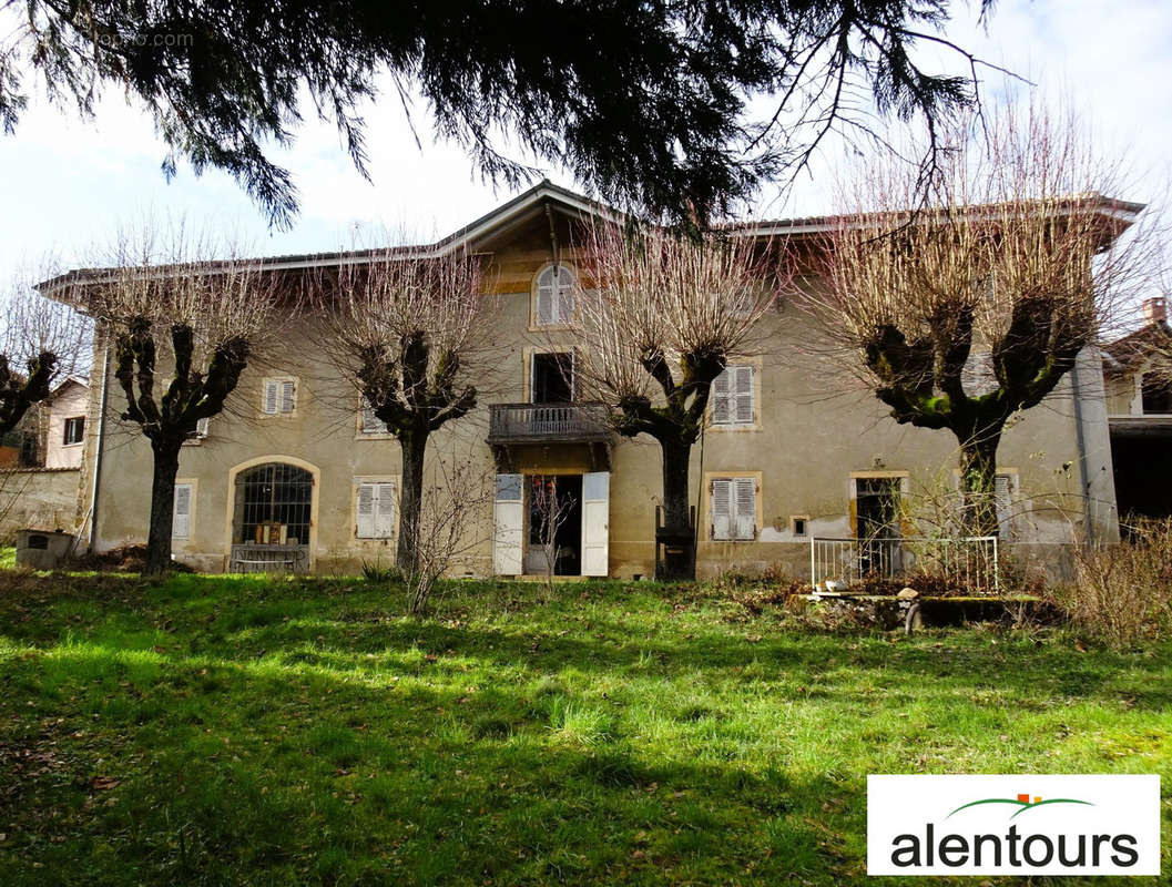 Maison entière - Appartement à LE PERREON