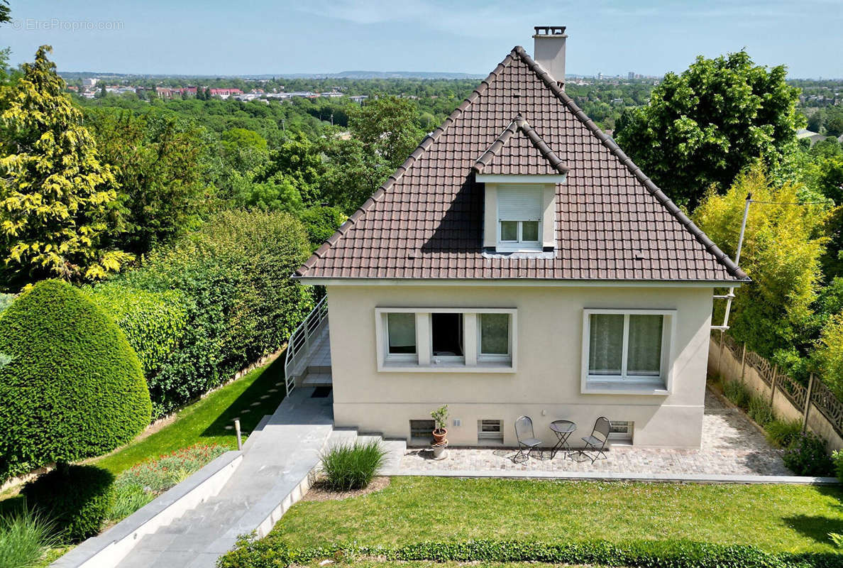 Maison à MARLY-LE-ROI