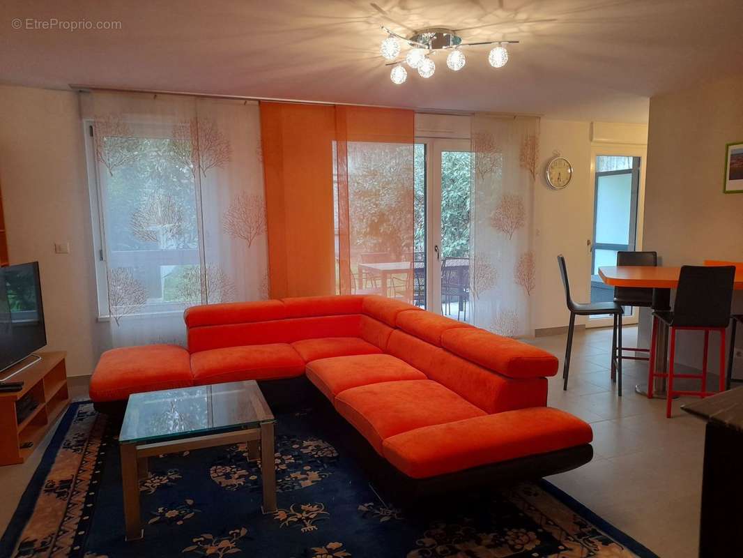 SALON - Appartement à HAGUENAU