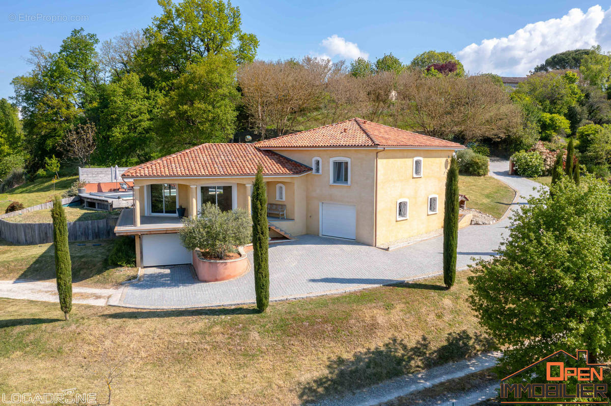 Maison à SAVIGNAC-SUR-LEYZE